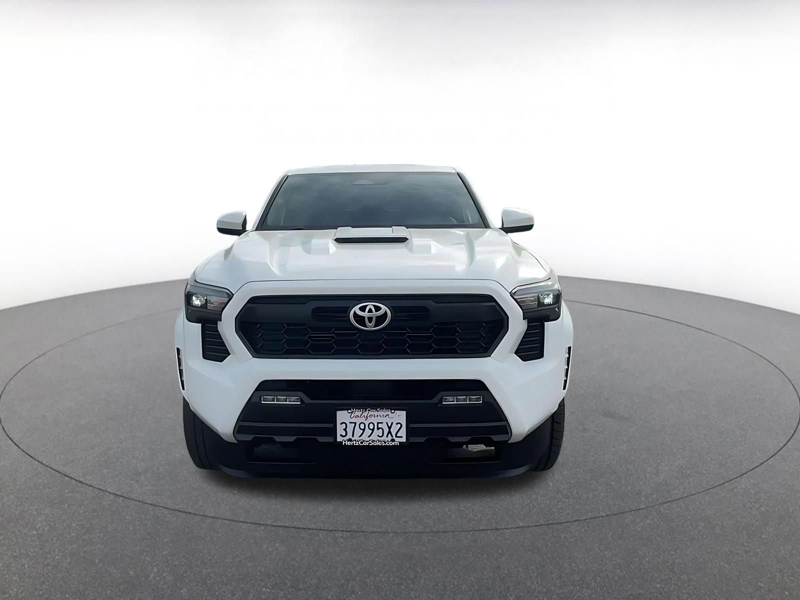 Thumbnail: 2024 Toyota Tacoma - 4