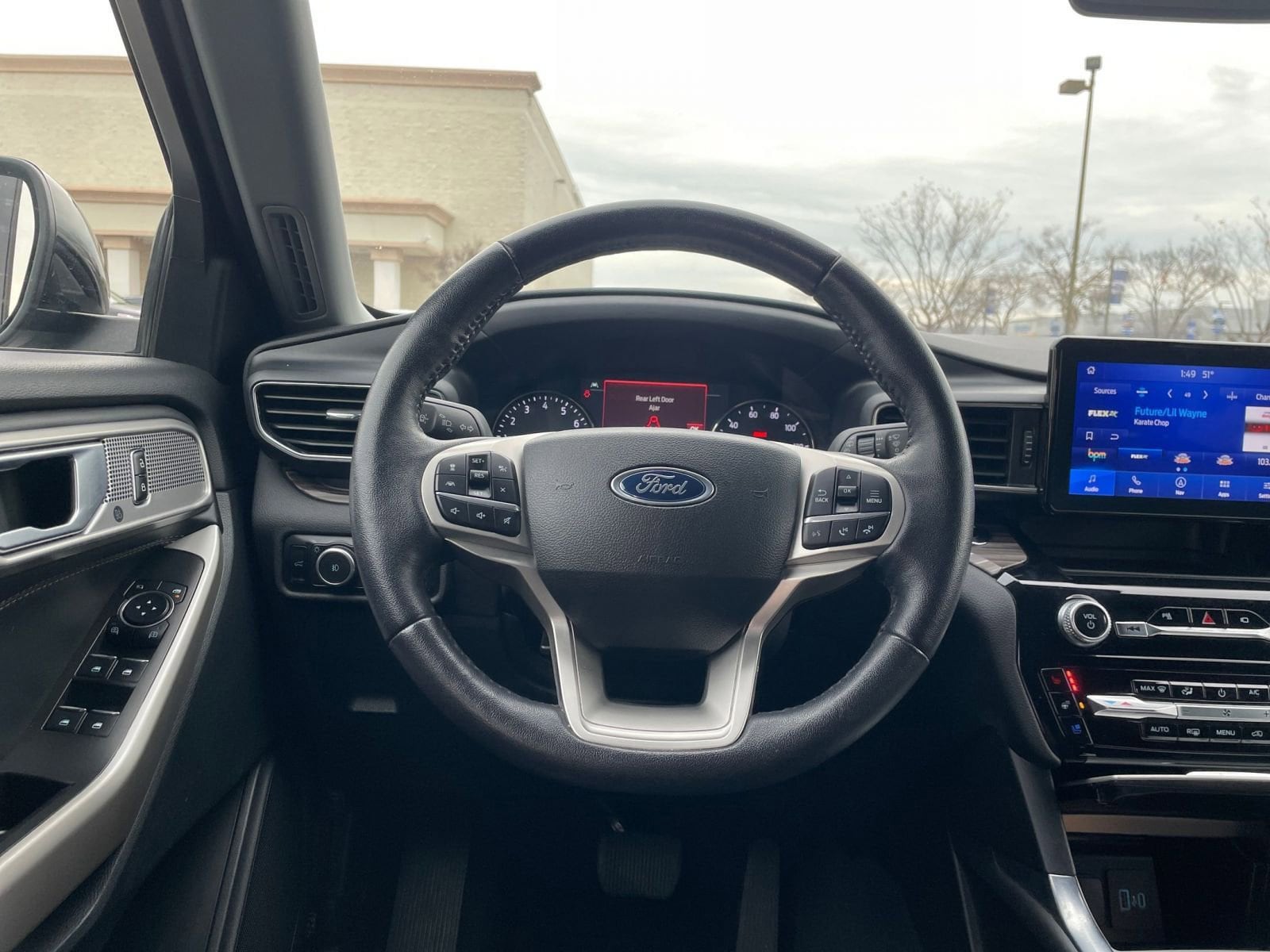 Thumbnail: 2023 Ford Explorer - 34