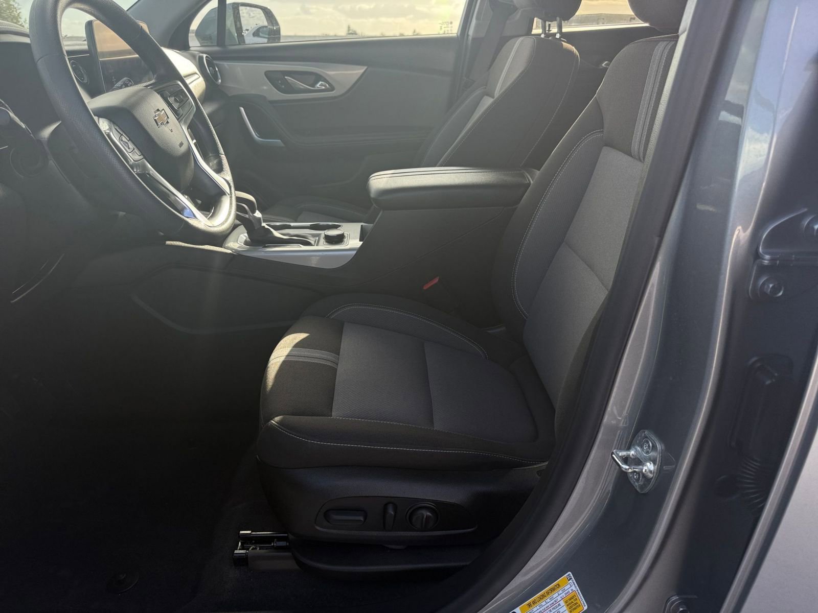 Thumbnail: 2025 Chevrolet Blazer - 28