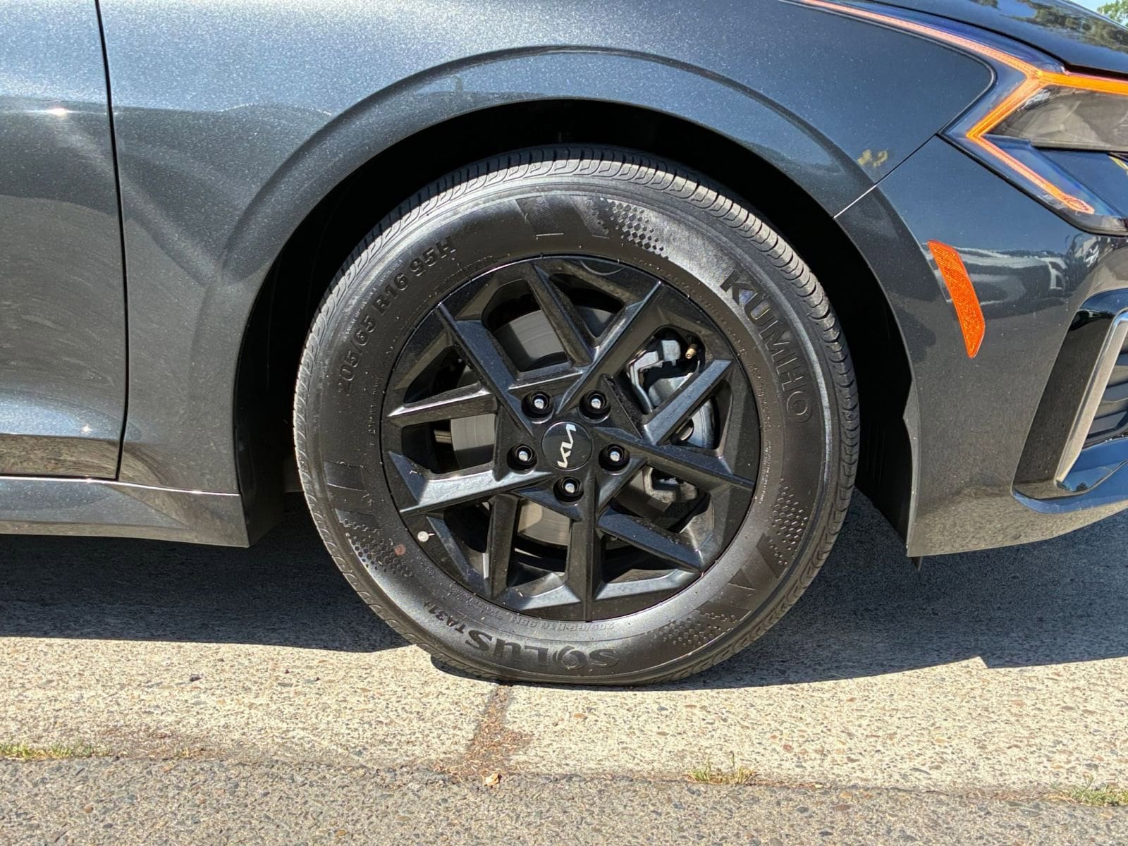 Thumbnail: 2025 Kia K5 - 29