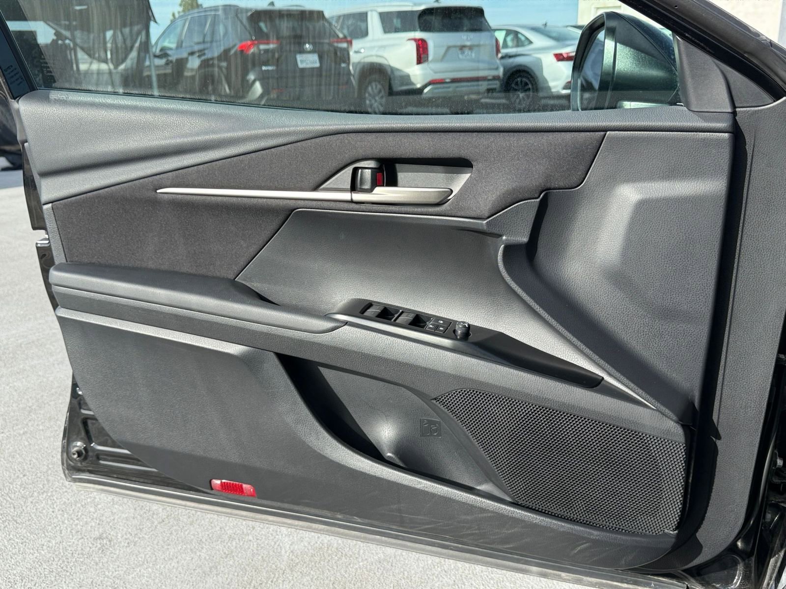 Thumbnail: 2025 Toyota Camry - 20