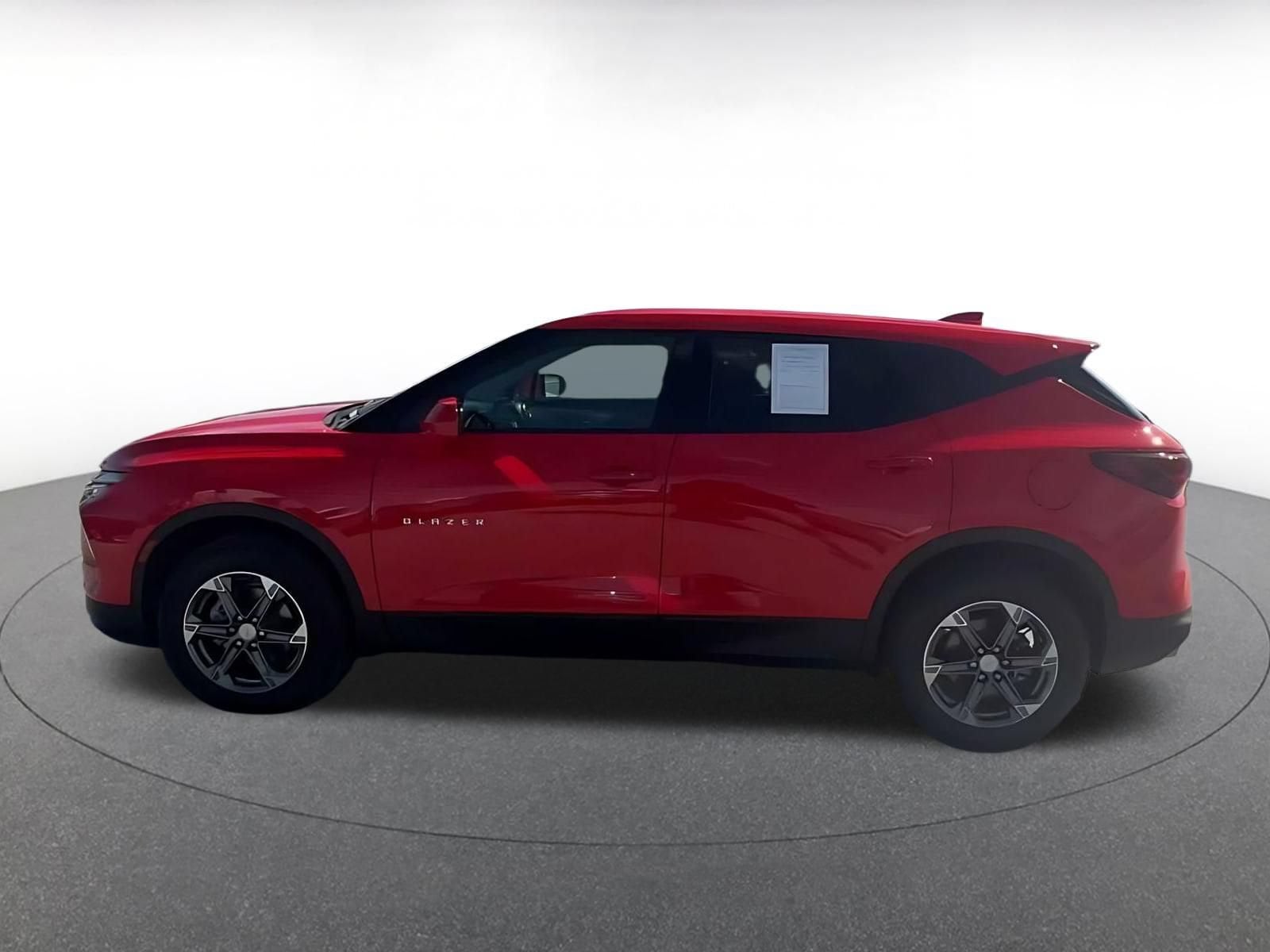 Thumbnail: 2025 Chevrolet Blazer - 4