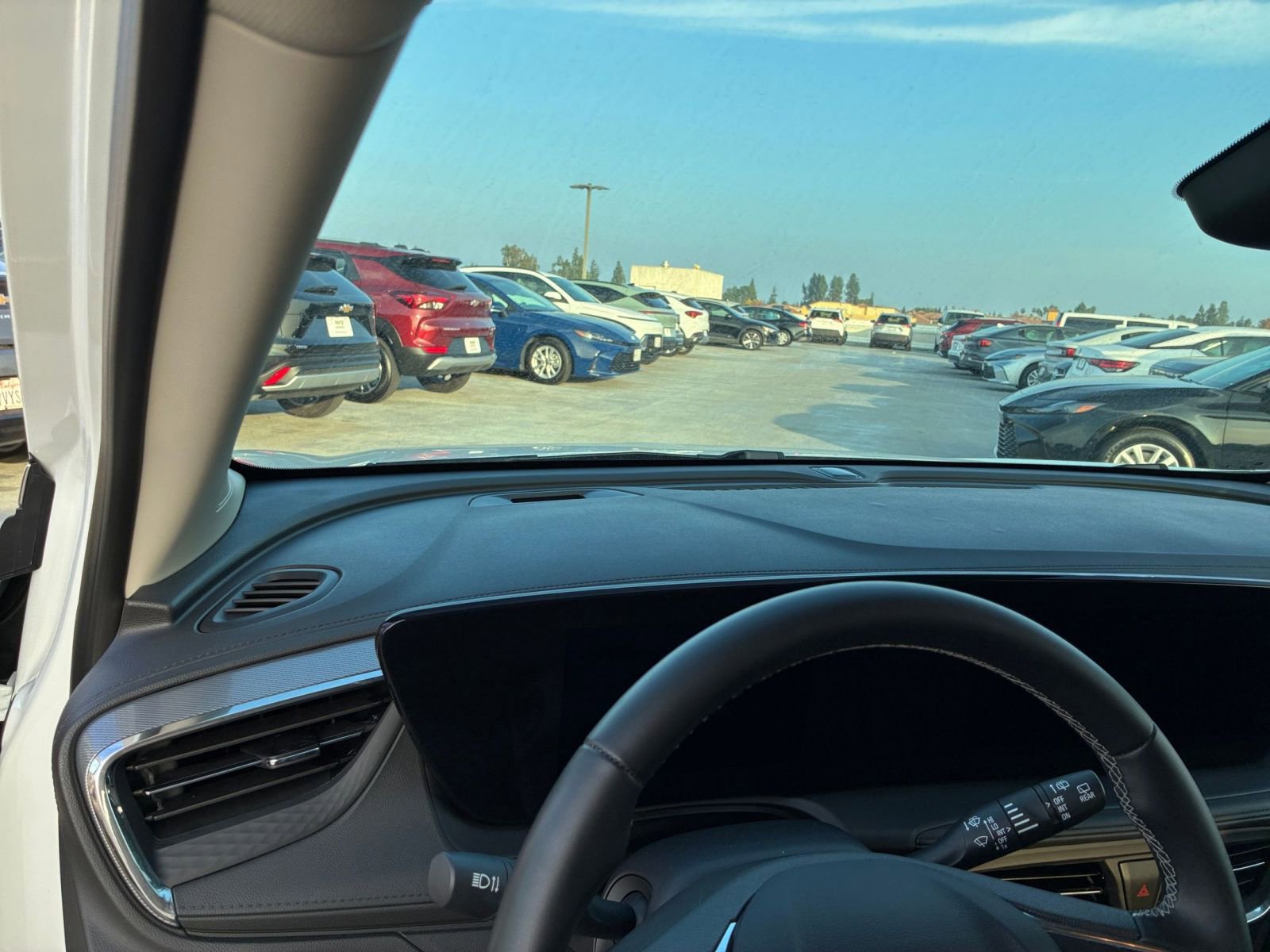 Thumbnail: 2025 Buick Encore GX - 32