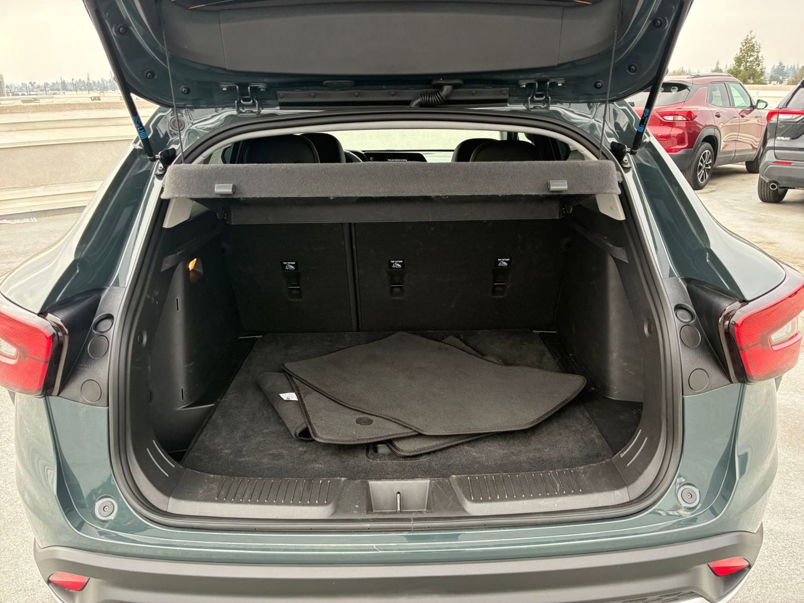 Thumbnail: 2025 Chevrolet Trax - 31