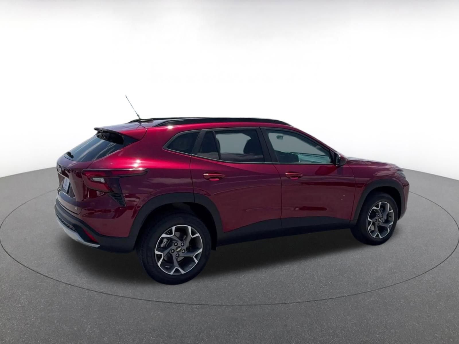 Thumbnail: 2025 Chevrolet Trax - 15