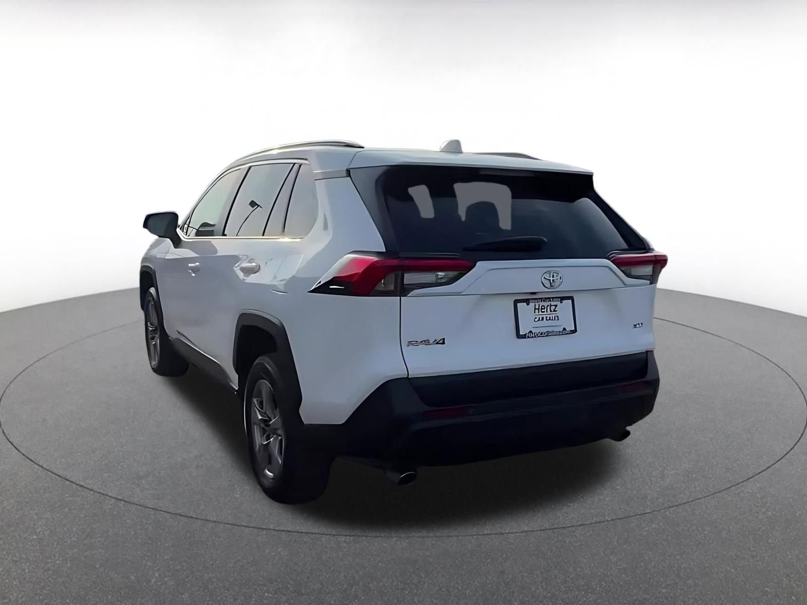 Thumbnail: 2025 Toyota RAV4 - 11