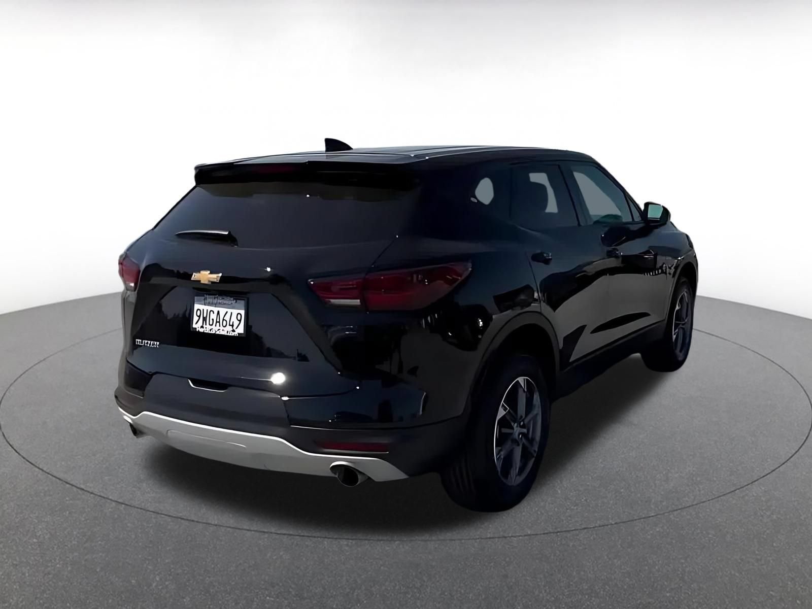 Thumbnail: 2026 Chevrolet Blazer - 14