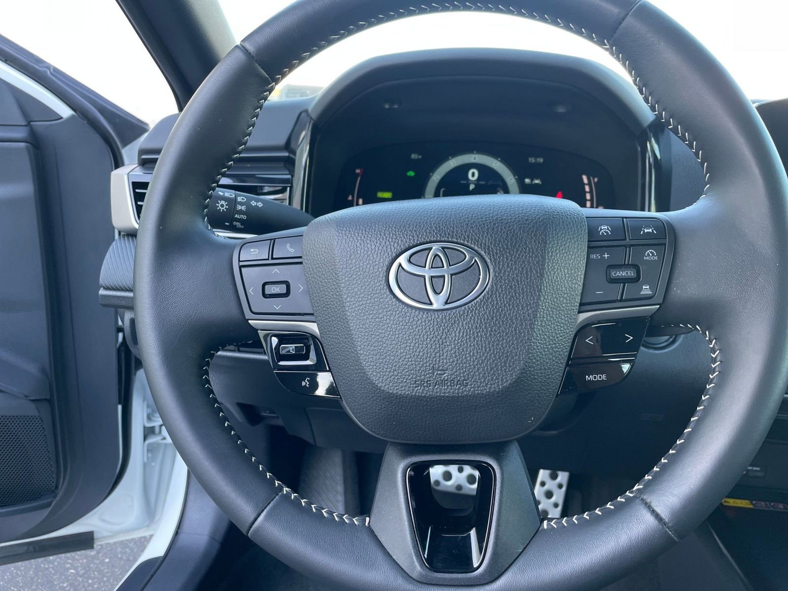 Thumbnail: 2025 Toyota Camry - 28