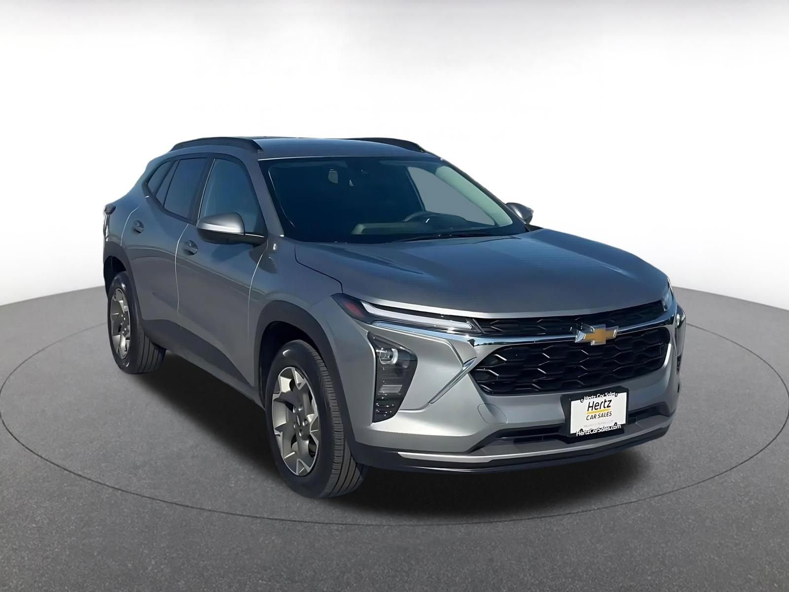 Thumbnail: 2025 Chevrolet Trax - 3