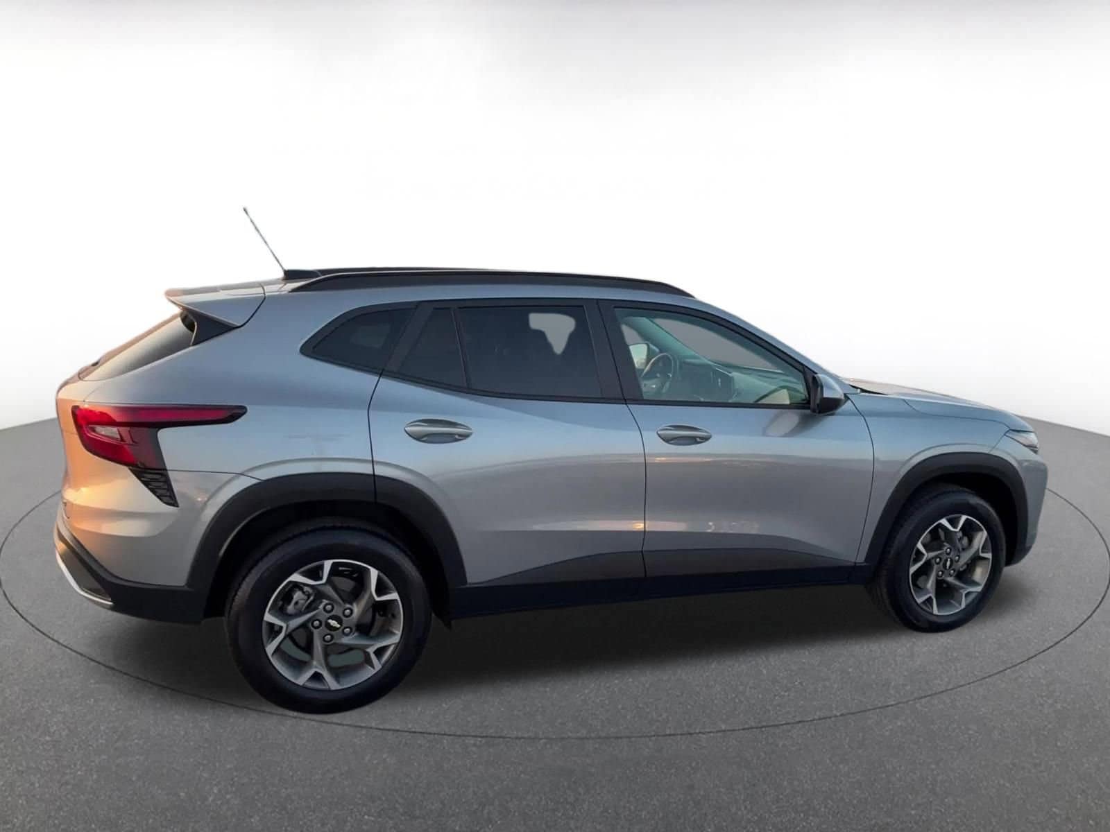 Thumbnail: 2025 Chevrolet Trax - 15