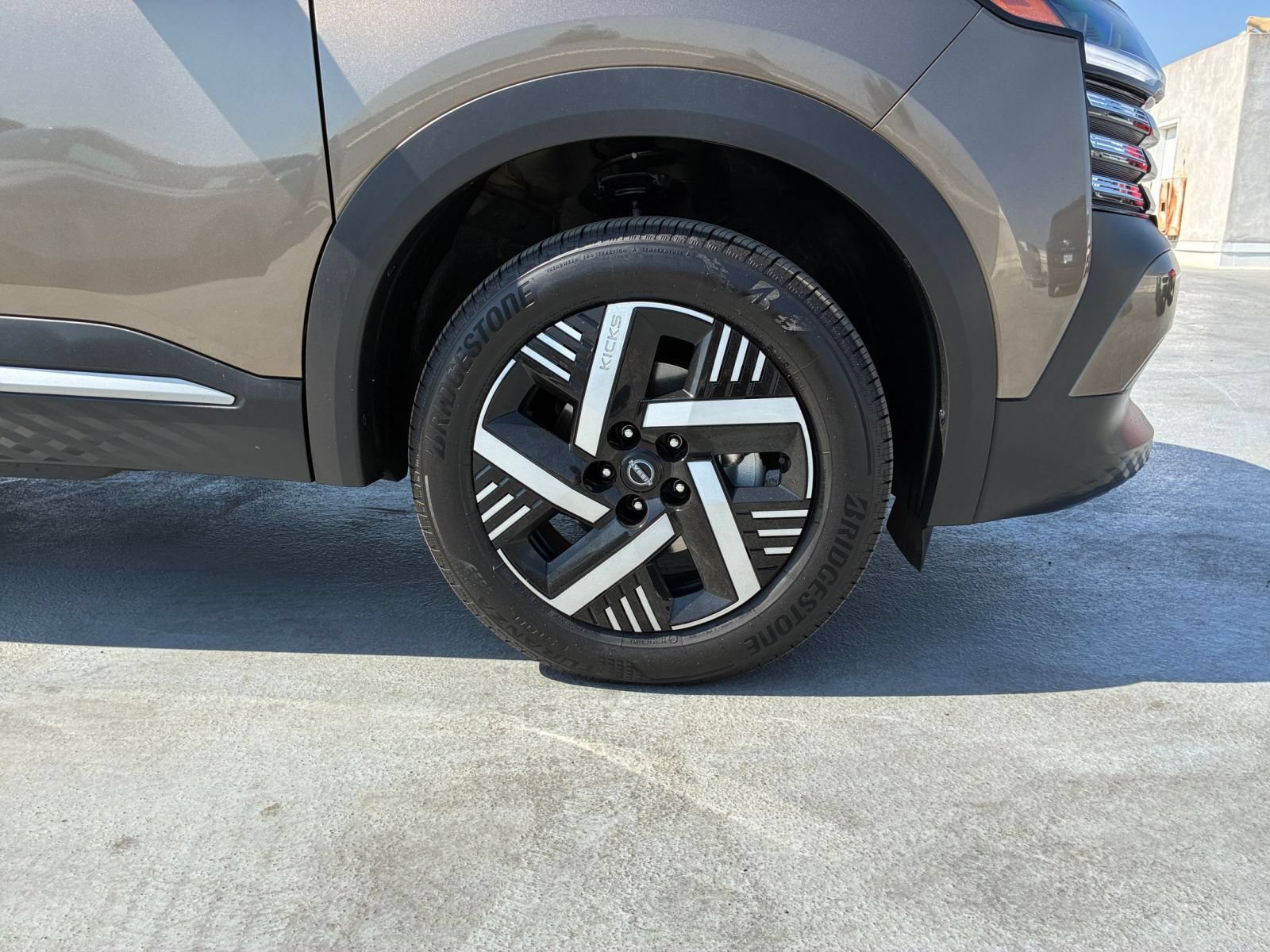Thumbnail: 2026 Nissan Kicks - 29