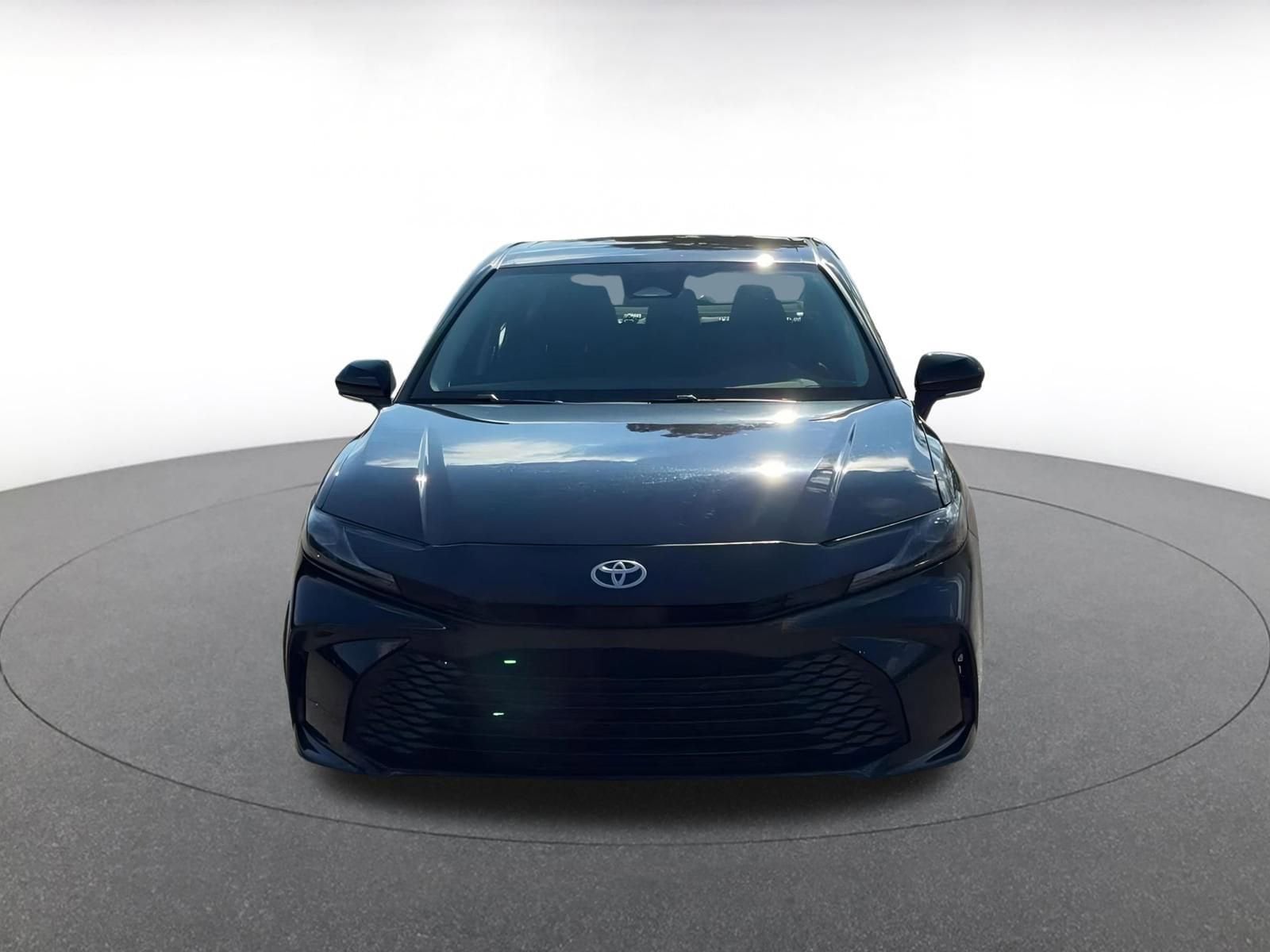 Thumbnail: 2025 Toyota Camry - 4