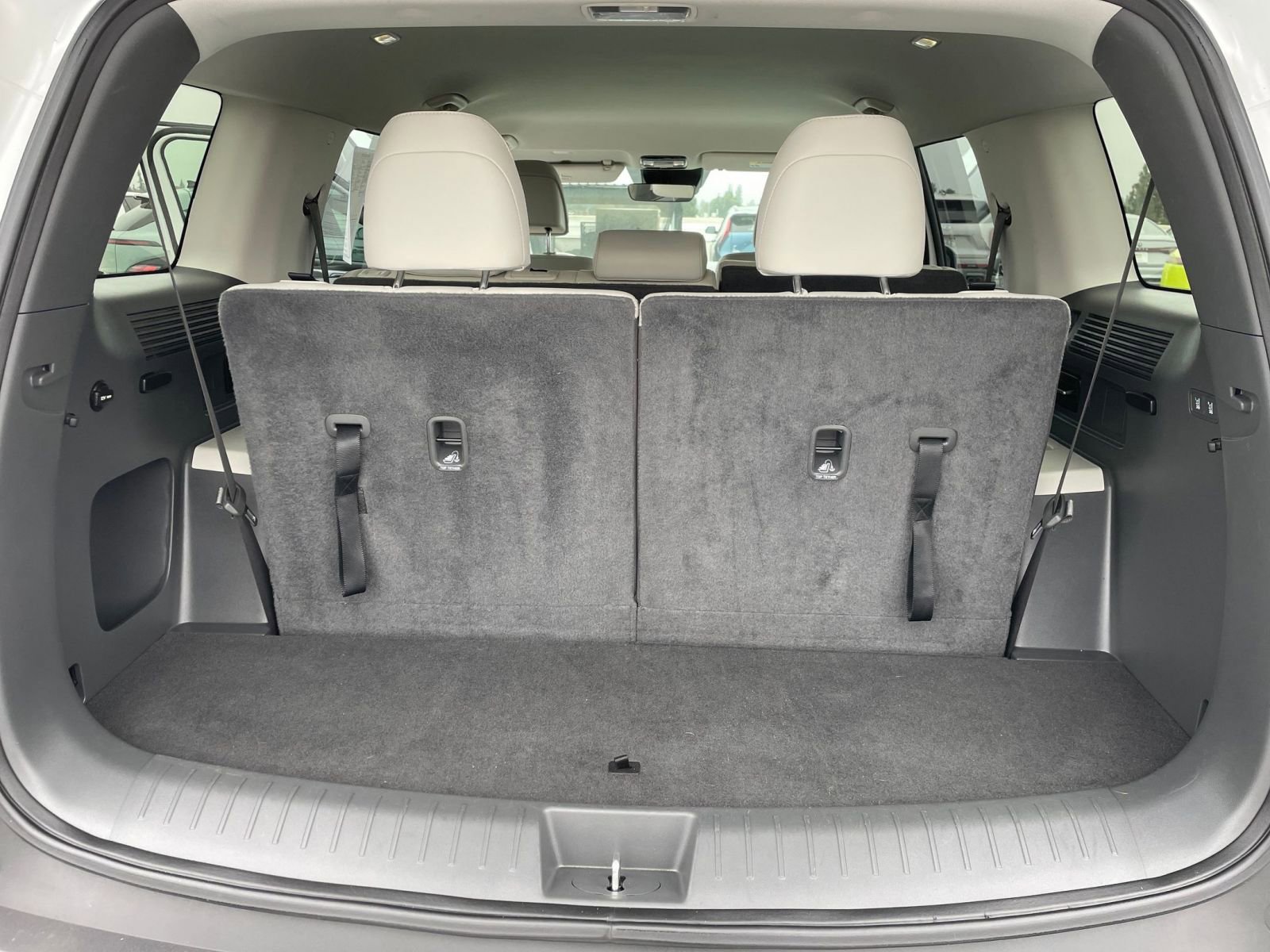 Thumbnail: 2025 Hyundai Santa Fe - 30