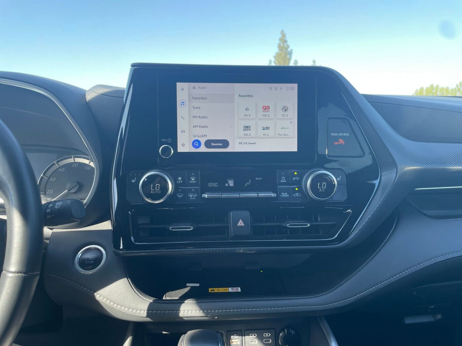 Thumbnail: 2024 Toyota Highlander - 17