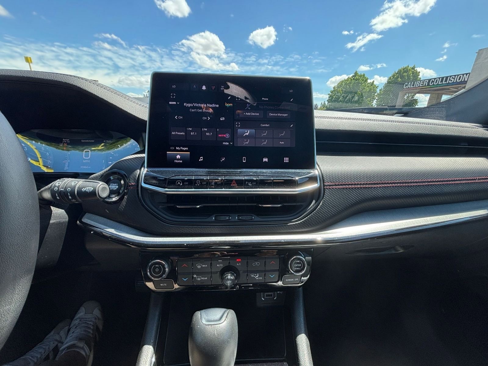 Thumbnail: 2025 Jeep Compass - 17