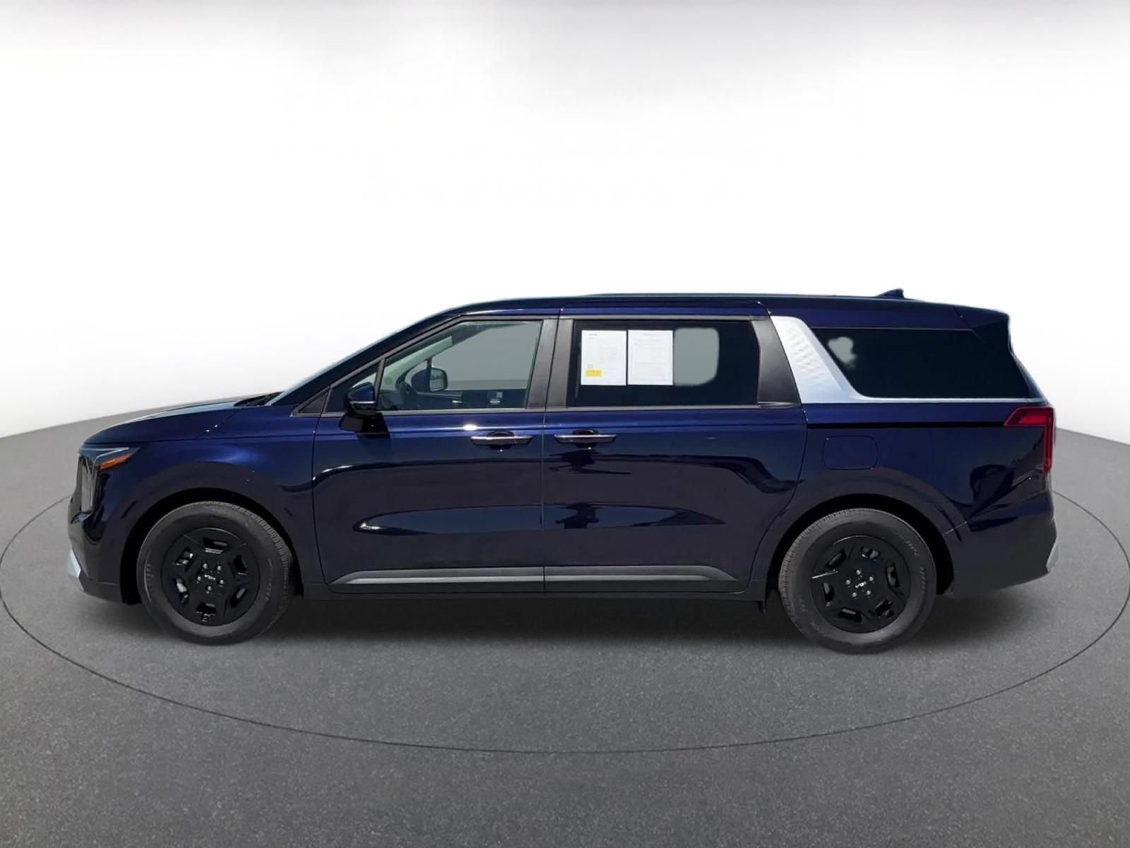 Thumbnail: 2026 Kia Carnival - 9
