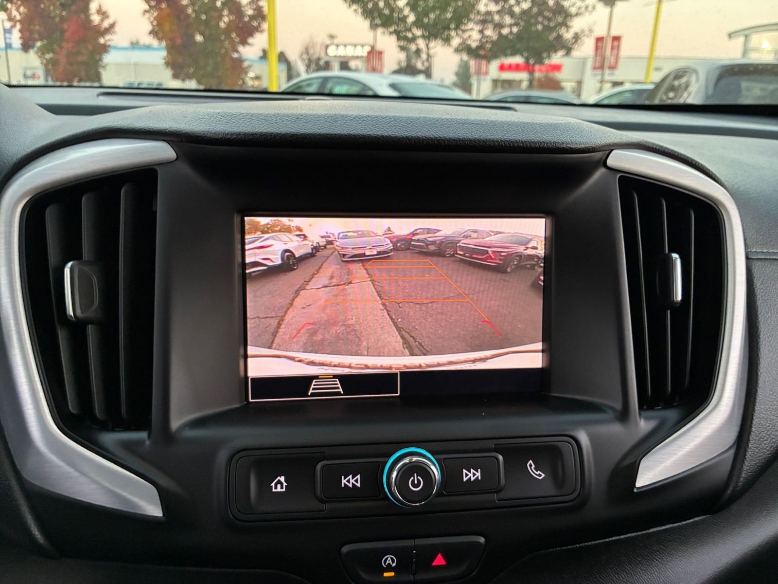 Thumbnail: 2024 GMC Terrain - 17