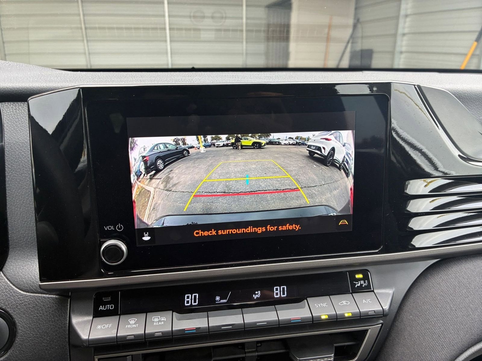 Thumbnail: 2025 Toyota Camry - 17