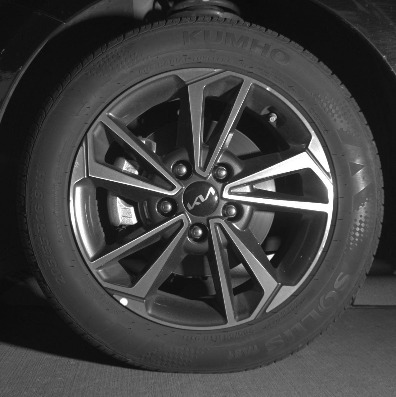 Thumbnail: 2024 Kia Forte - 15