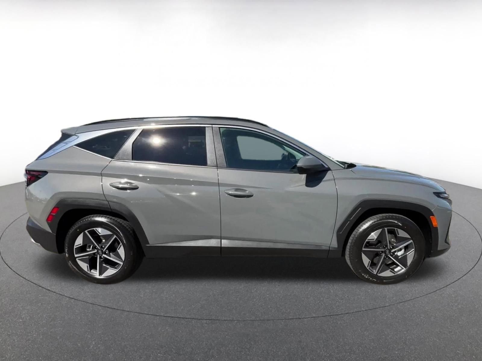 Thumbnail: 2025 Hyundai Tucson - 16