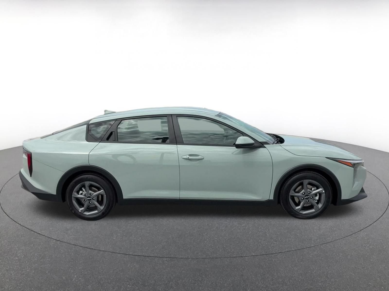 Thumbnail: 2026 Kia K4 - 15