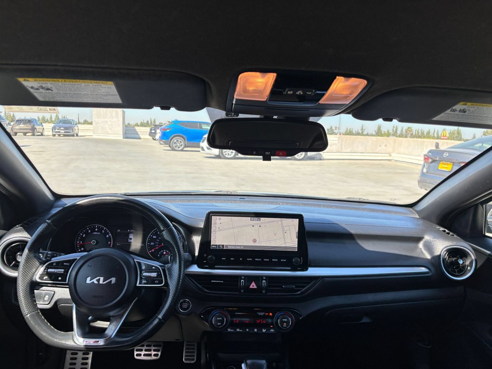 Thumbnail: 2023 Kia Forte - 32