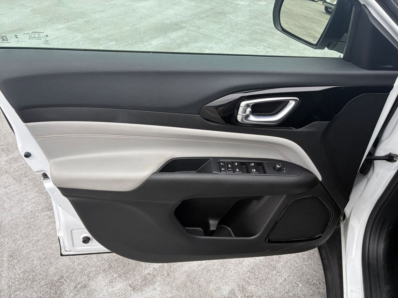 Thumbnail: 2025 Jeep Compass - 18