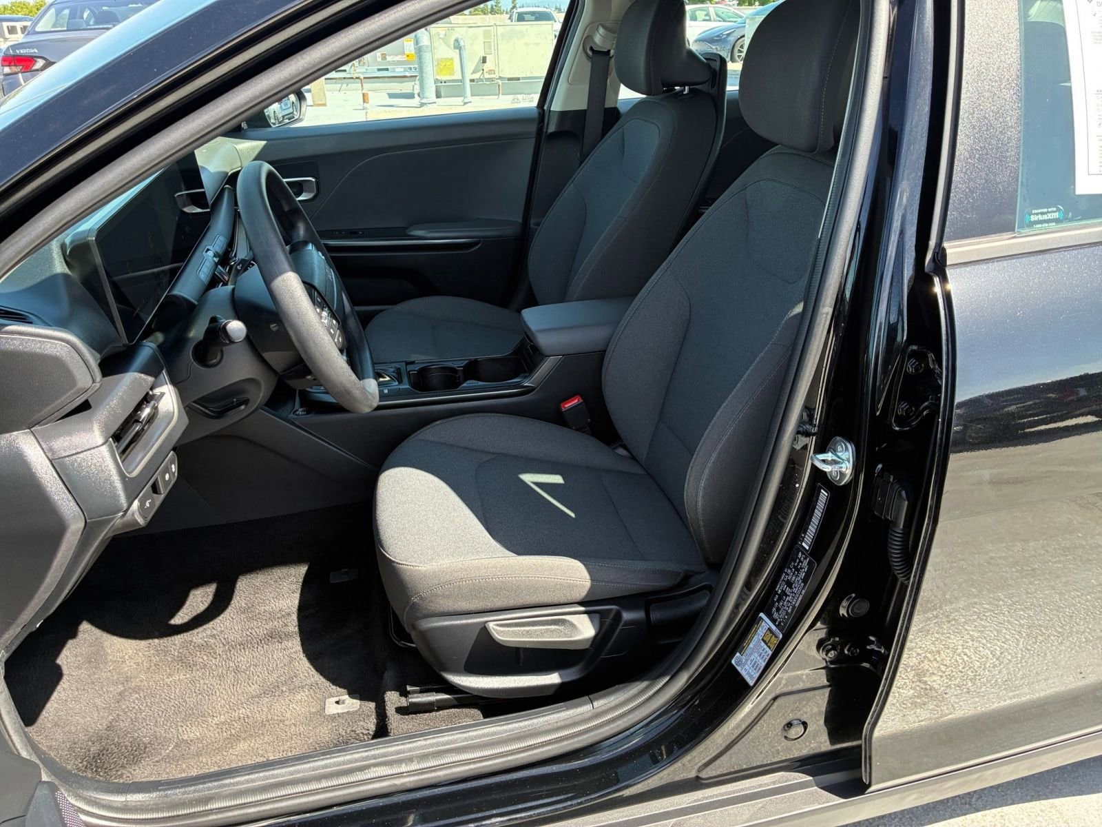 Thumbnail: 2025 Kia K4 - 25