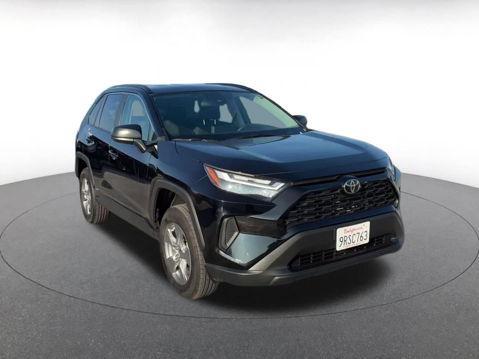 Thumbnail: 2025 Toyota RAV4 - 3