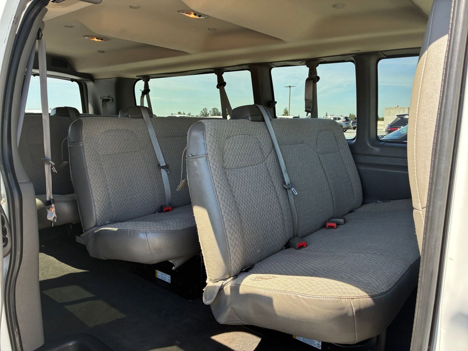 Thumbnail: 2025 GMC Savana - 22