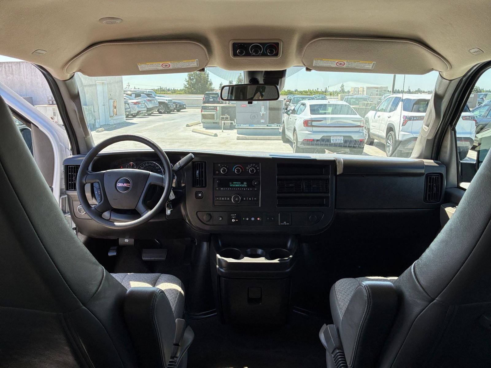 Thumbnail: 2025 GMC Savana - 31