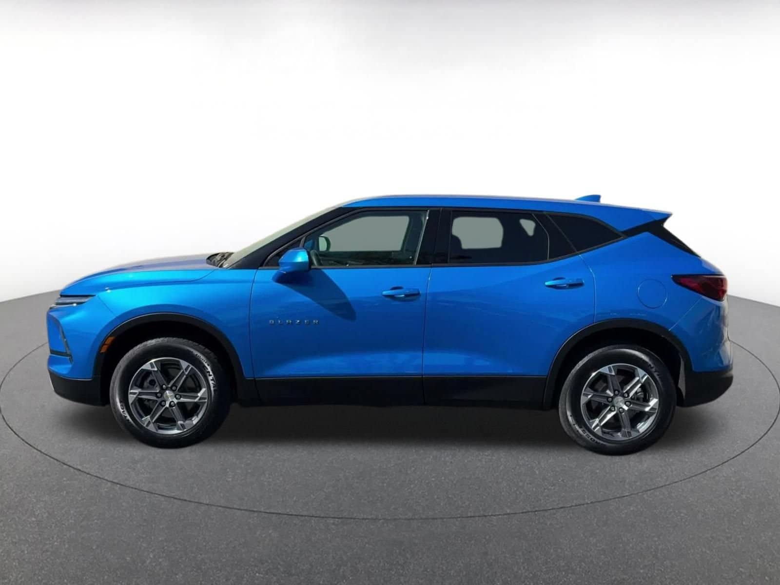 Thumbnail: 2026 Chevrolet Blazer - 8