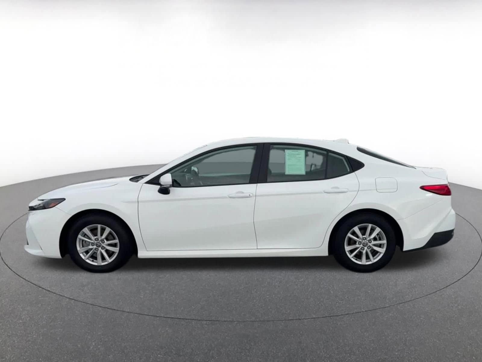 Thumbnail: 2025 Toyota Camry - 9