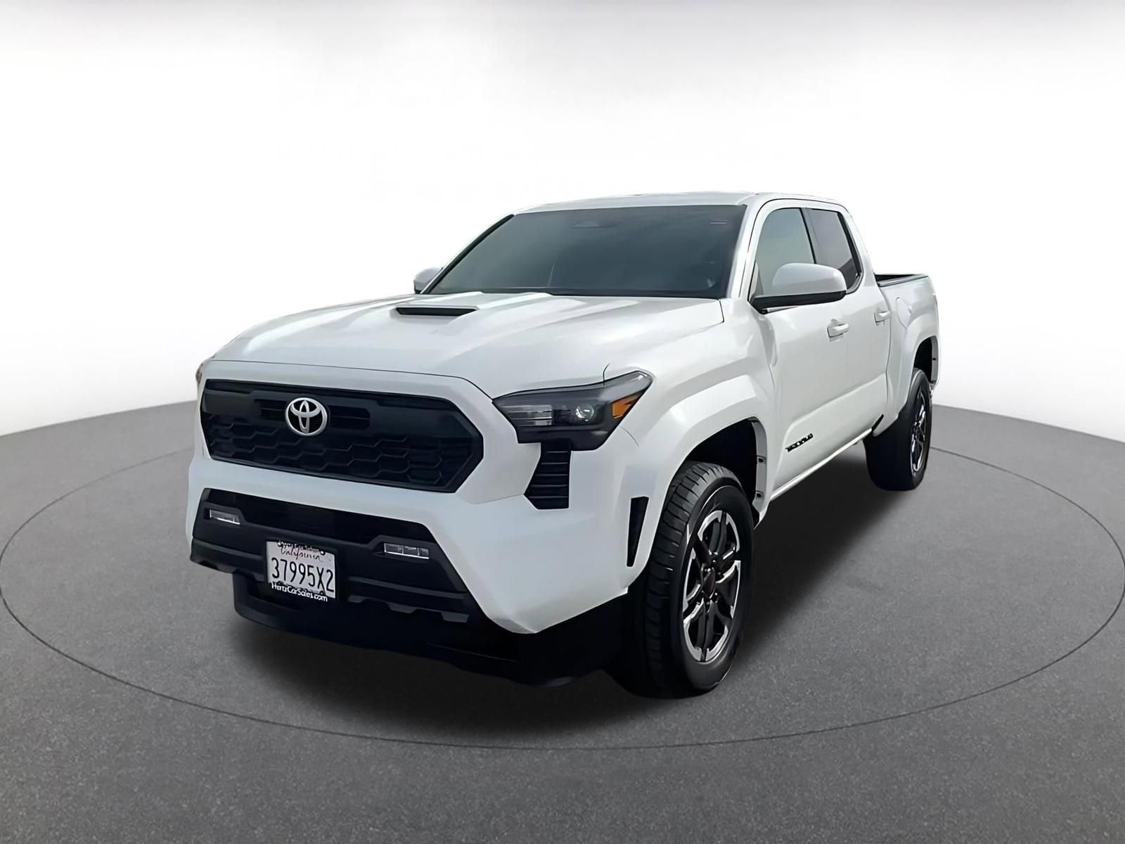 Thumbnail: 2024 Toyota Tacoma - 7