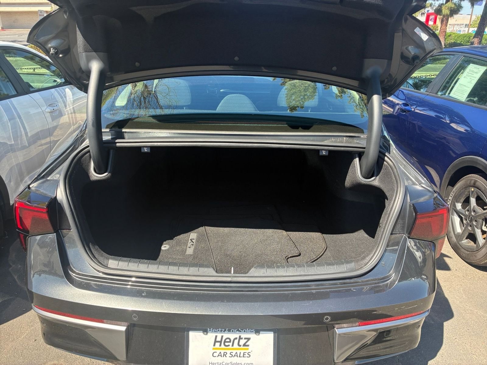 Thumbnail: 2025 Kia K5 - 30