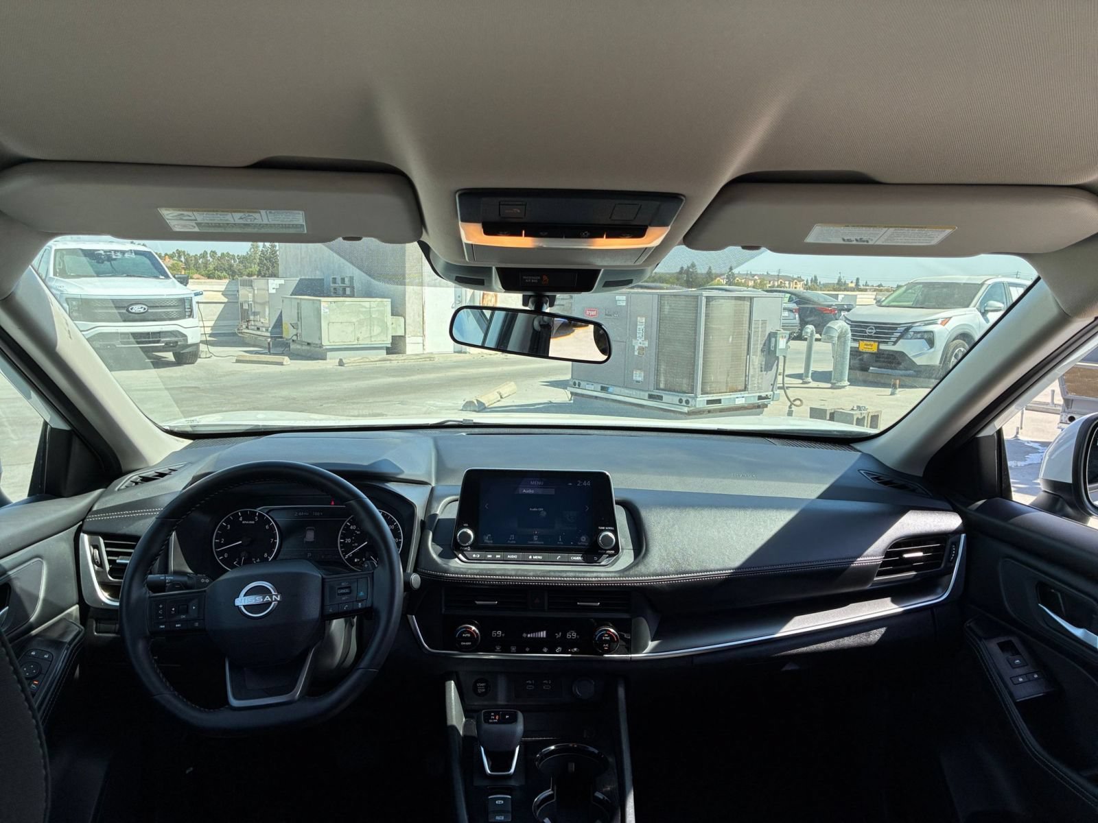 Thumbnail: 2025 Nissan Rogue - 34
