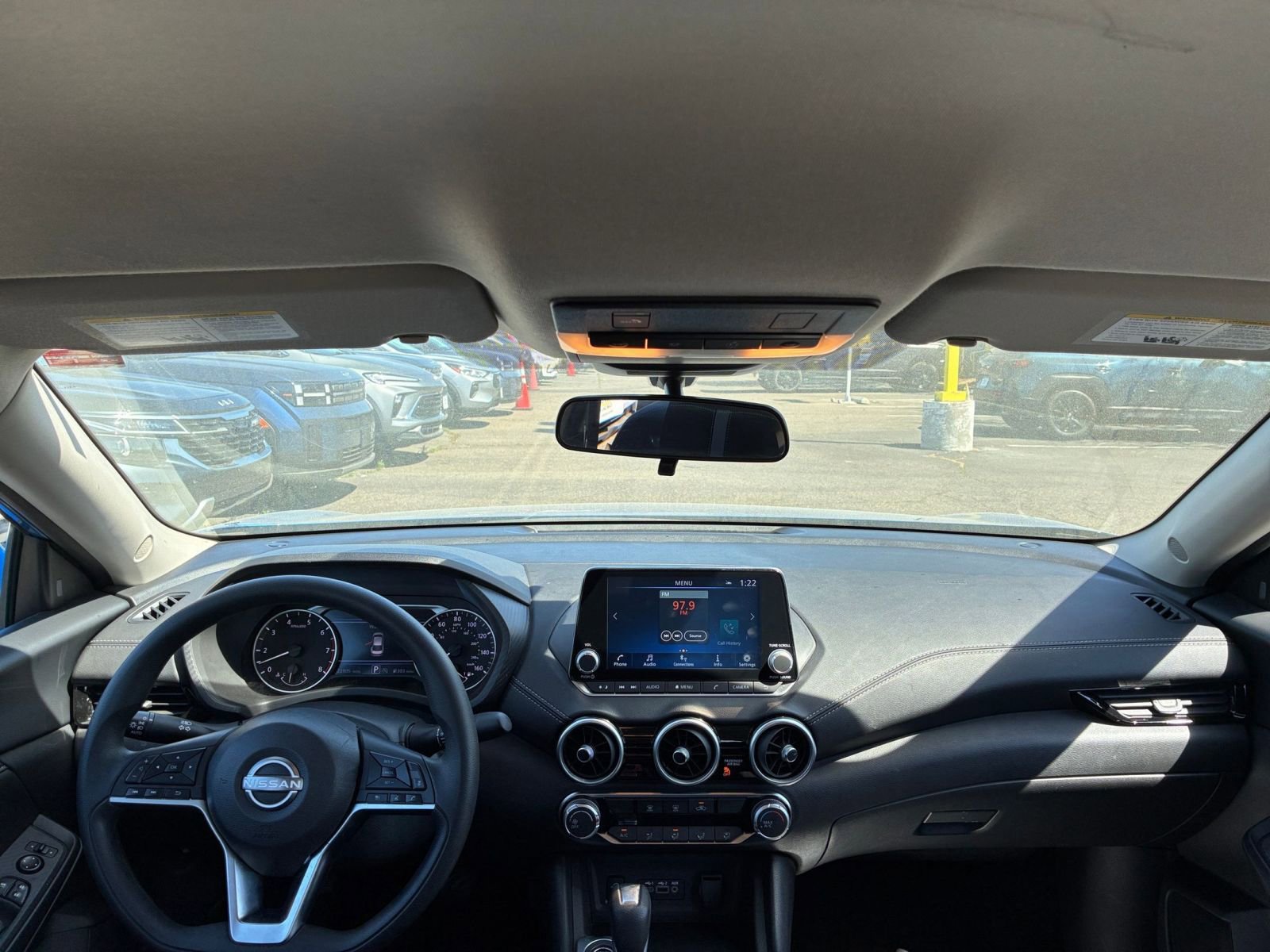 Thumbnail: 2025 Nissan Sentra - 31