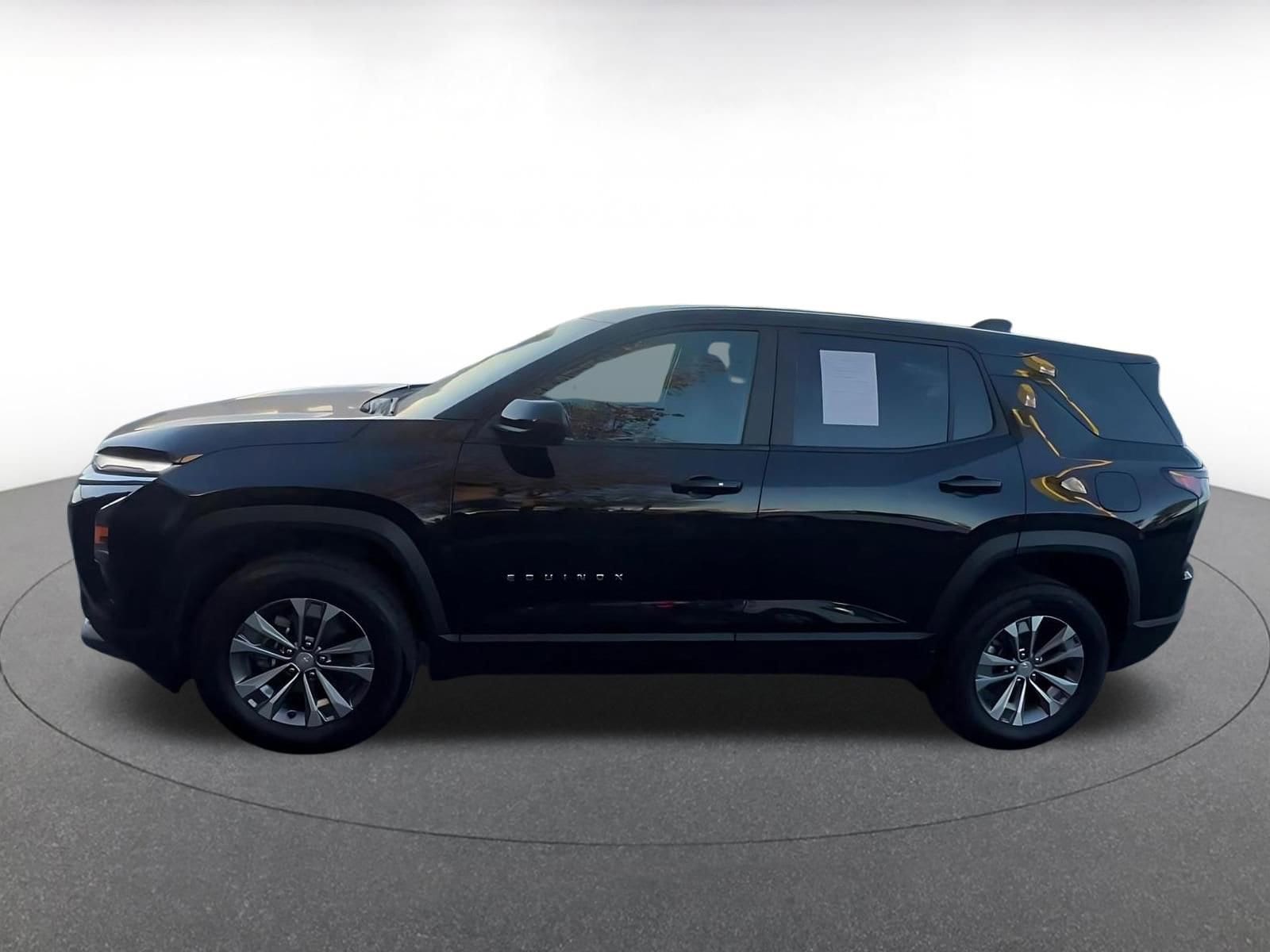 Thumbnail: 2025 Chevrolet Equinox - 9