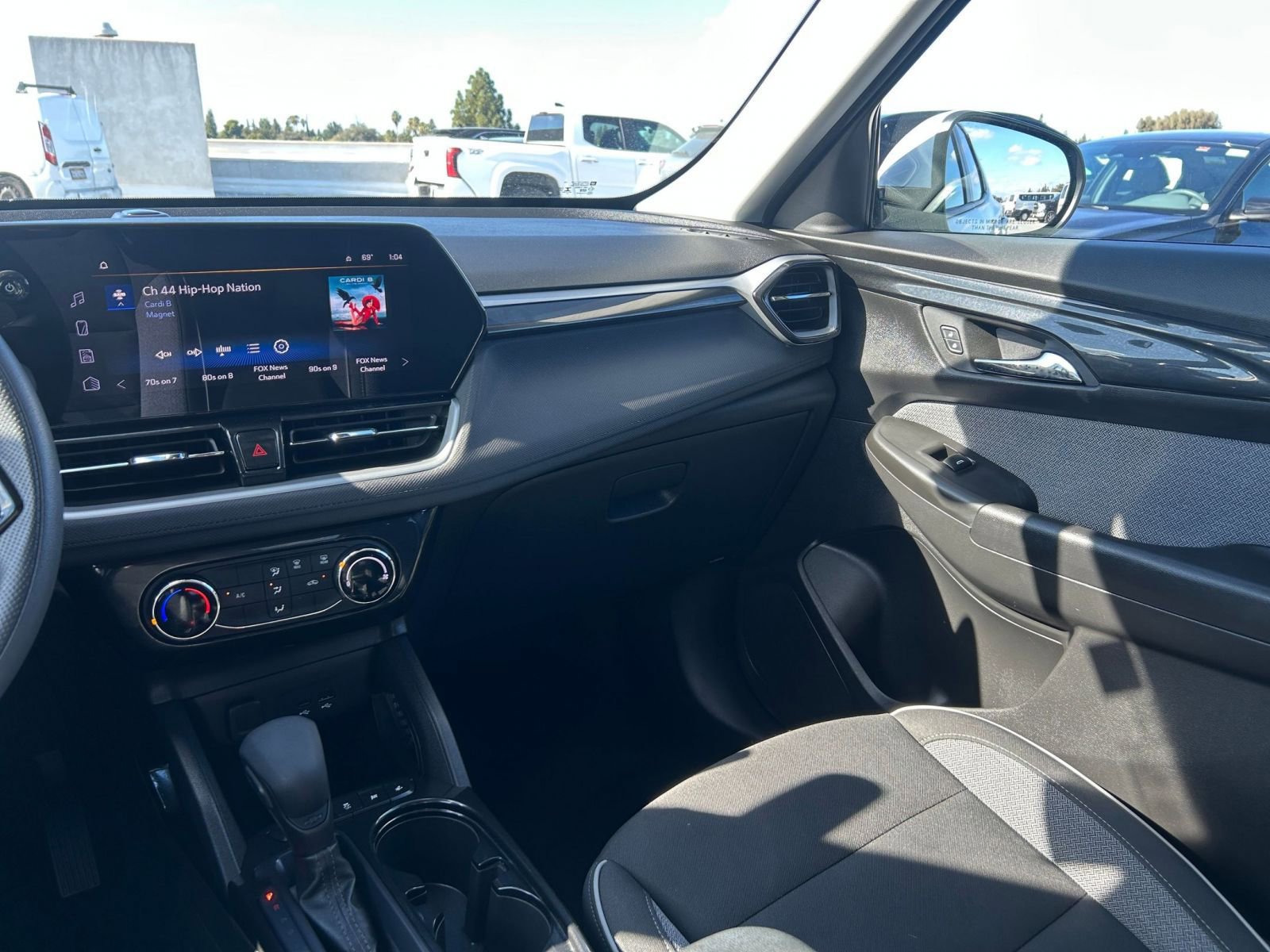 Thumbnail: 2025 Chevrolet TrailBlazer - 33