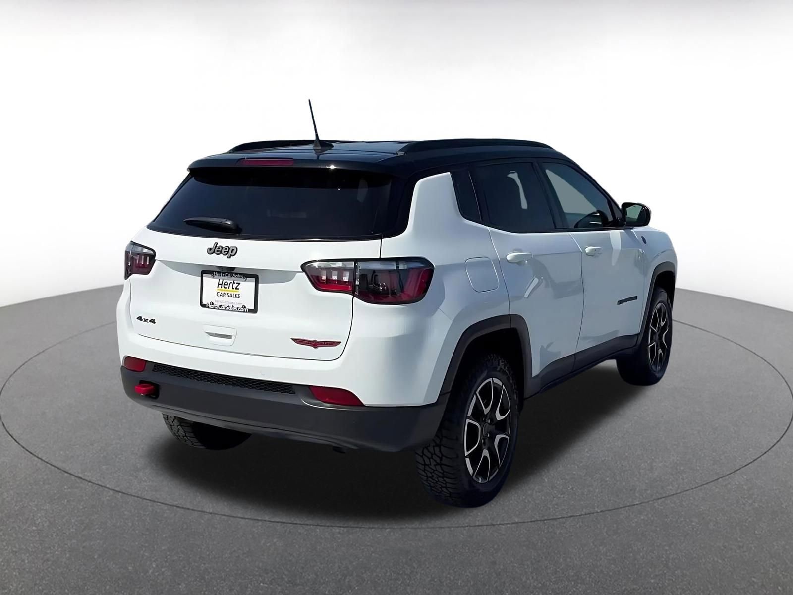 Thumbnail: 2025 Jeep Compass - 14