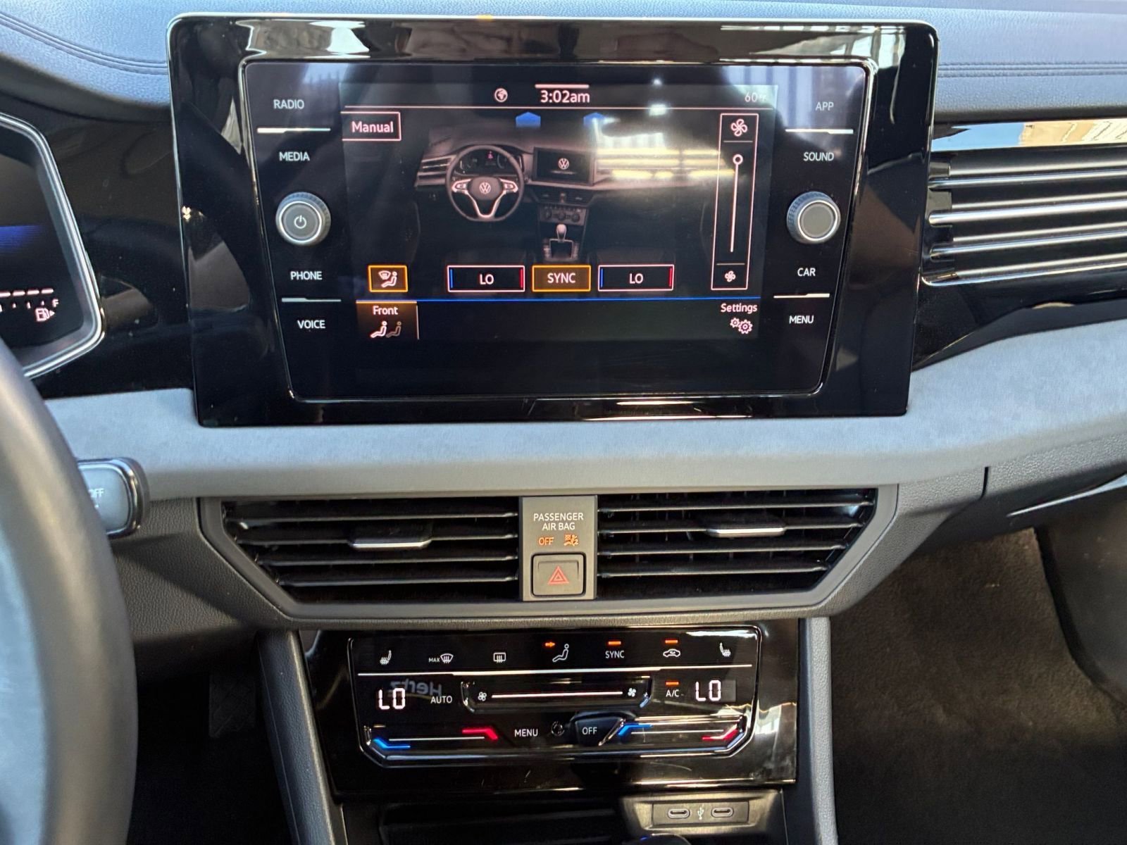 Thumbnail: 2025 Volkswagen Jetta - 18