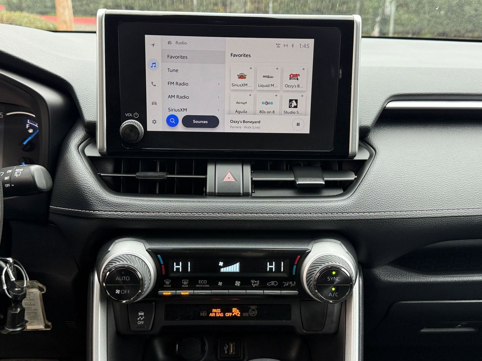 Thumbnail: 2025 Toyota RAV4 - 21