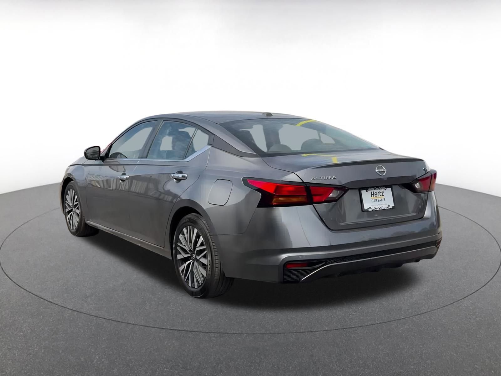 Thumbnail: 2024 Nissan Altima - 11