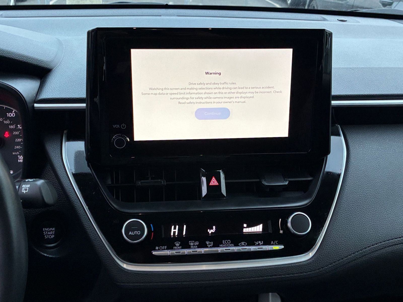 Thumbnail: 2025 Toyota Corolla Cross - 18