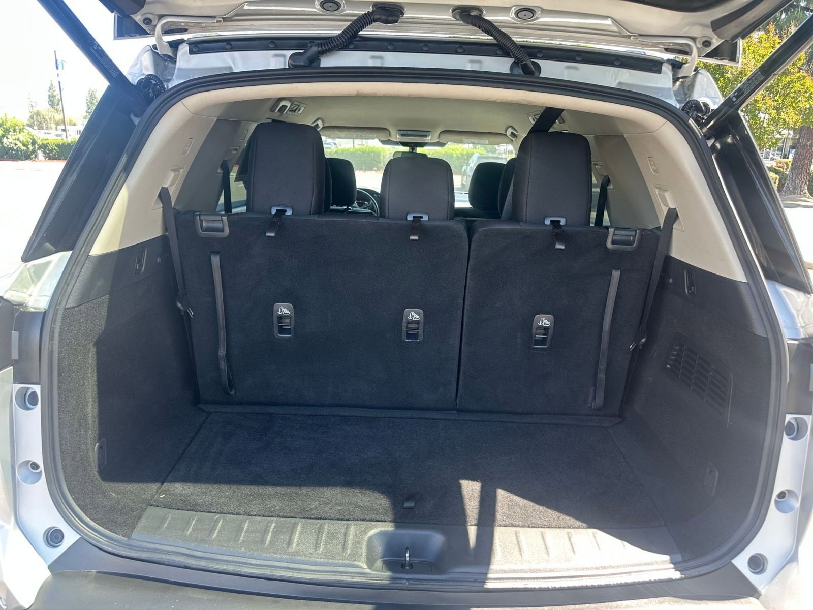 Thumbnail: 2025 Nissan Pathfinder - 34