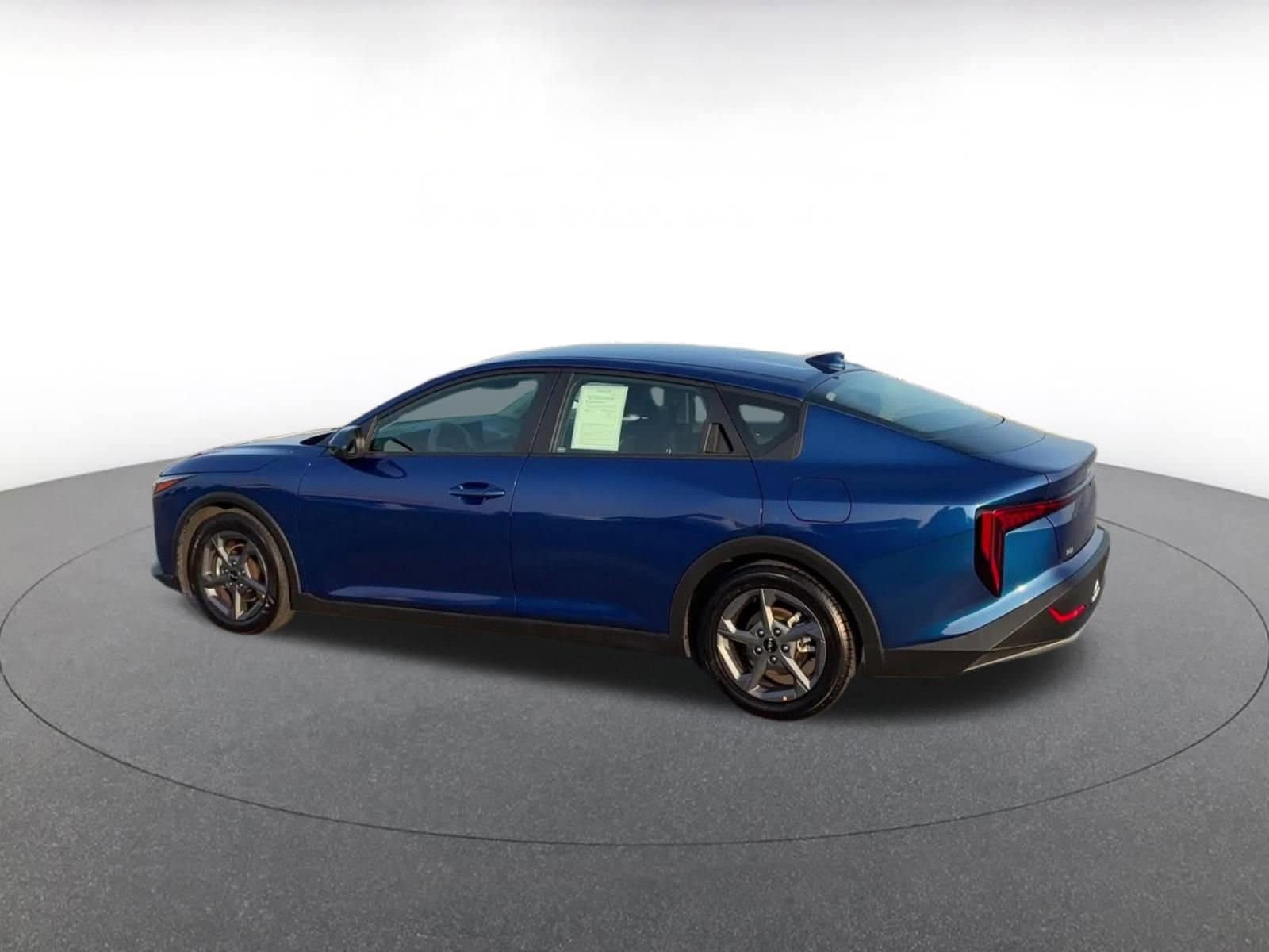 Thumbnail: 2025 Kia K4 - 10