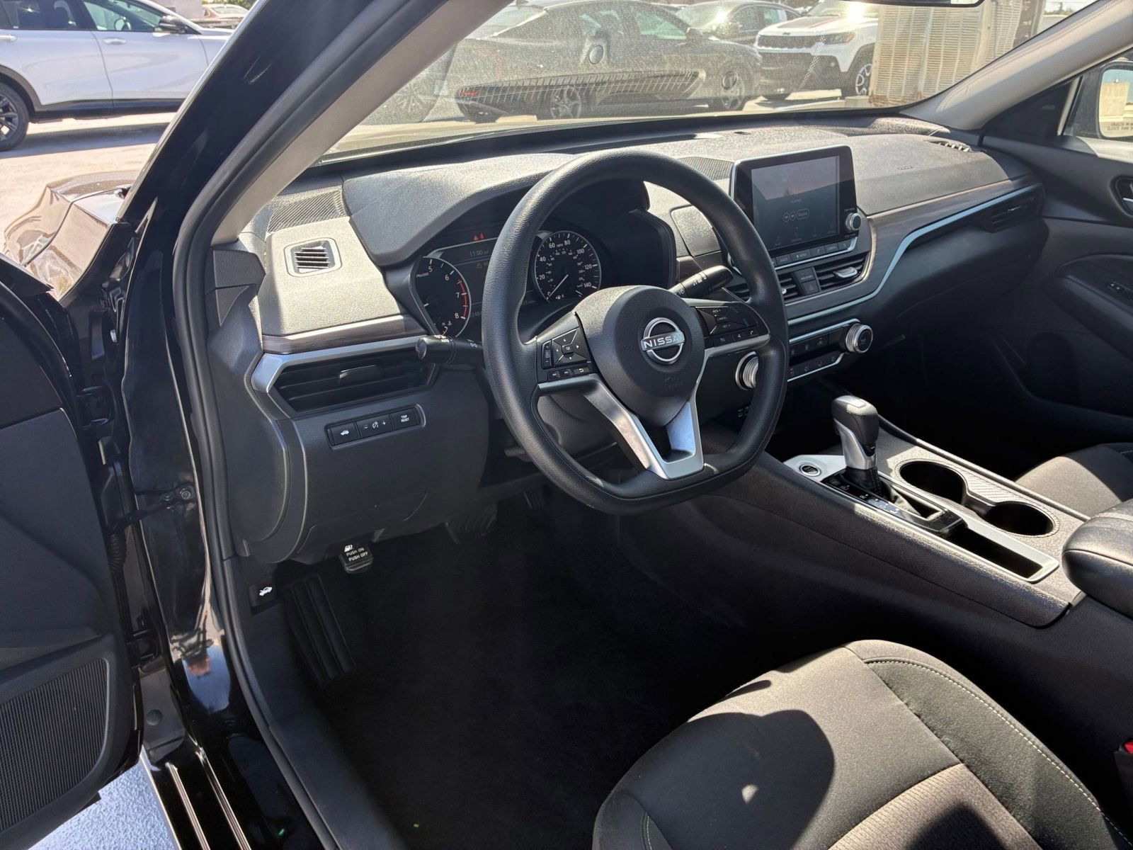 Thumbnail: 2025 Nissan Altima - 34
