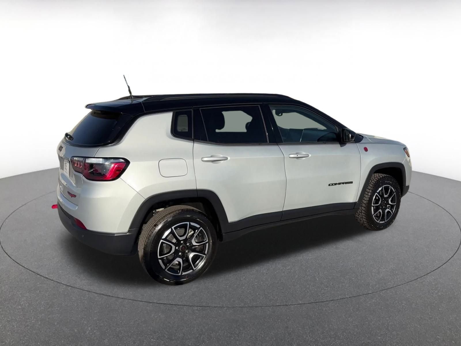 Thumbnail: 2025 Jeep Compass - 15