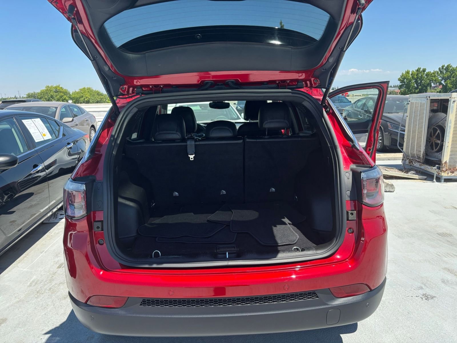 Thumbnail: 2025 Jeep Compass - 32