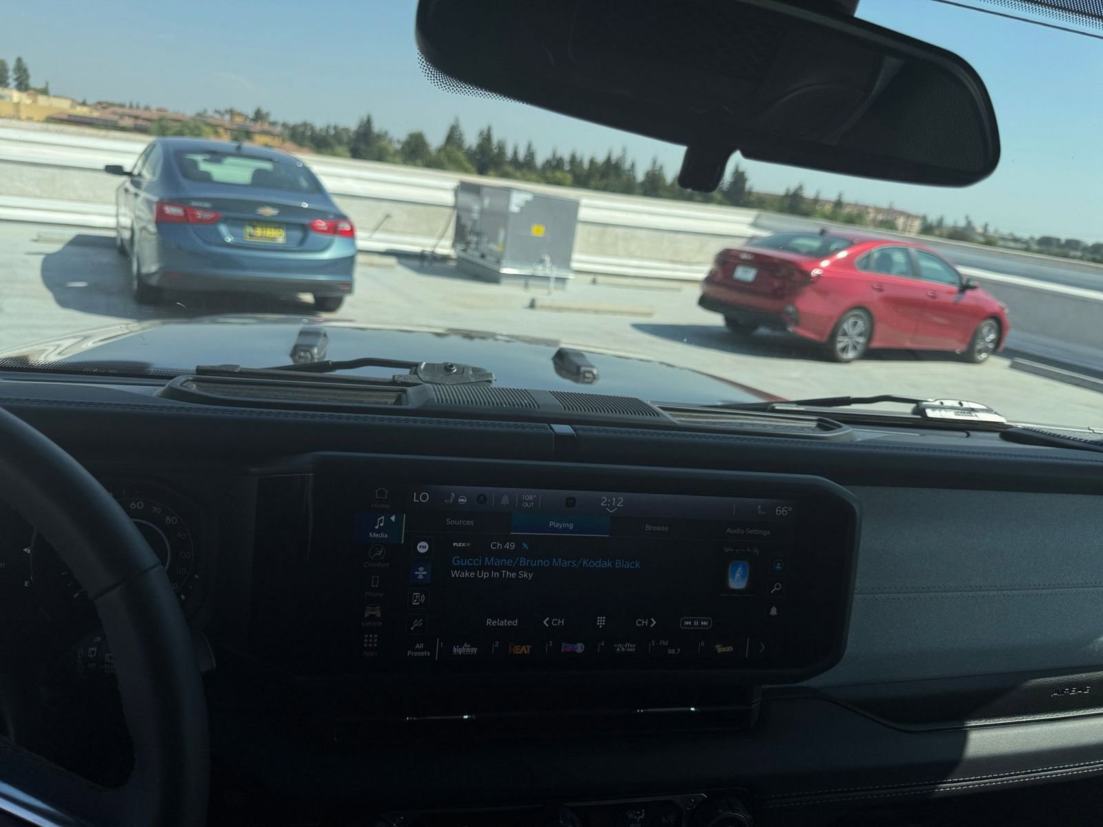 Thumbnail: 2025 Jeep Wrangler - 17